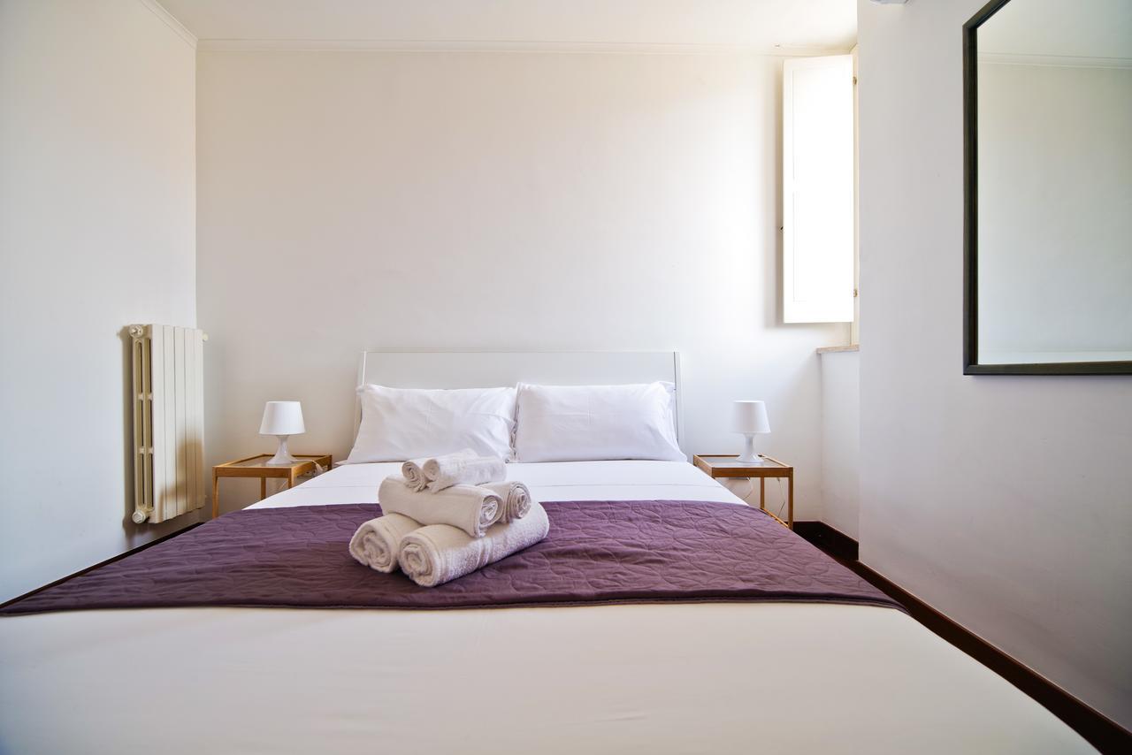 Bed And Travel Apartment Dogana Regia 15 Salerno Exterior photo